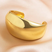 Gold Round Bangle