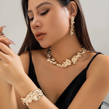 Molten Elegance Abstract Jewelry Set